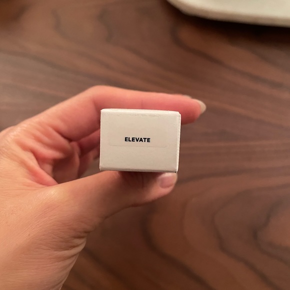 Milk mascara elevate - Picture 2 of 2